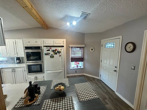 5th image of 4014 Avenida Del Tura