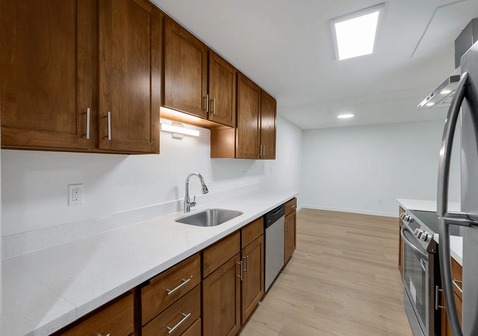 Park 3025 Apartments — Photo 4