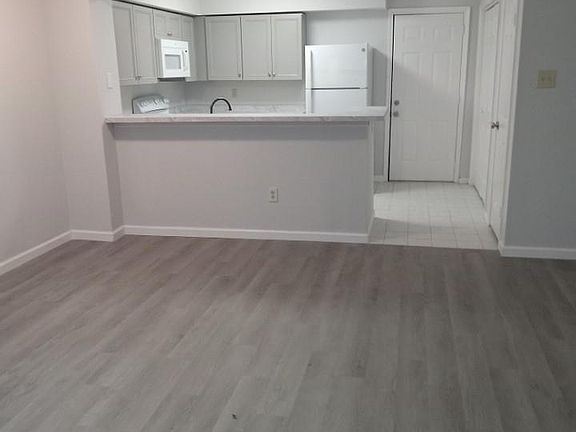 5th image of 16800 Sugar Pine Dr #31