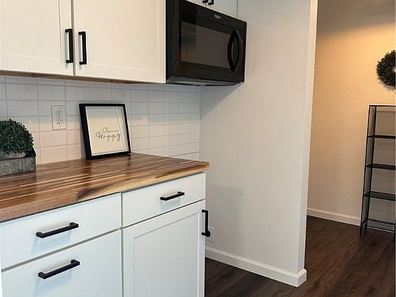 5th image of 6854 Beacon Dr #67-C