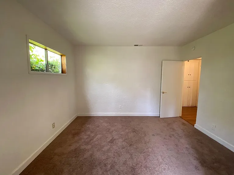 12921 Landale St — Photo 12