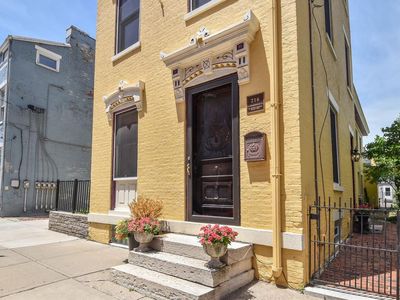 216 W 14th St, Cincinnati, OH, 45202