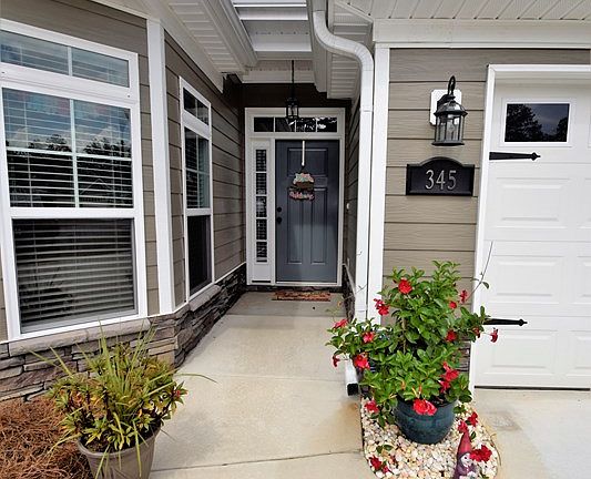4th image of 345 Loudoun Dr