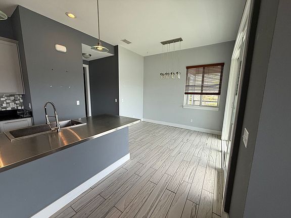 5th image of 1817B Buford Ct