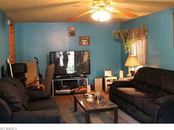 2nd image of 606 Garfield Ave