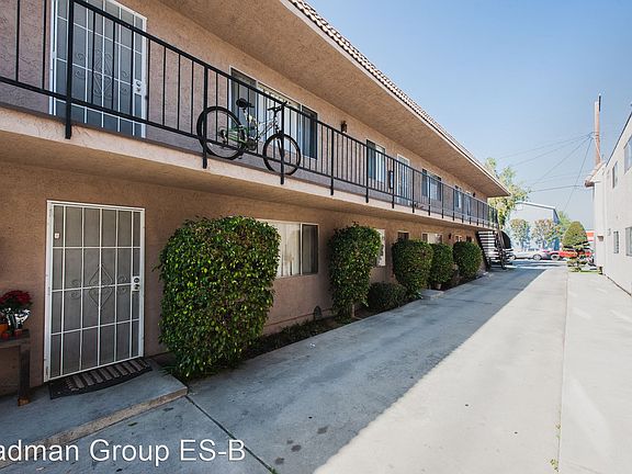 5th image of 1442 W Carson St APT 7