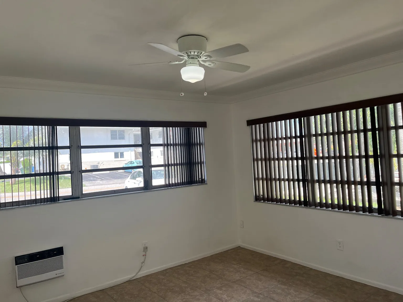 2 bed, 1000 sqft, $2,500 — Photo 3