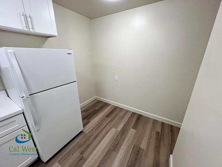 99 Atlas Ave — Photo 14