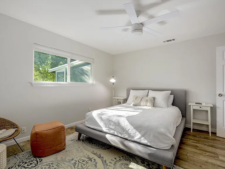 10603 Golden Quail Dr — Photo 13