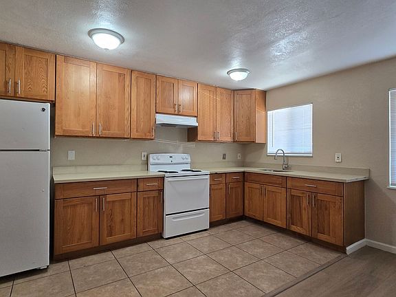 2nd image of 515 E William St #3