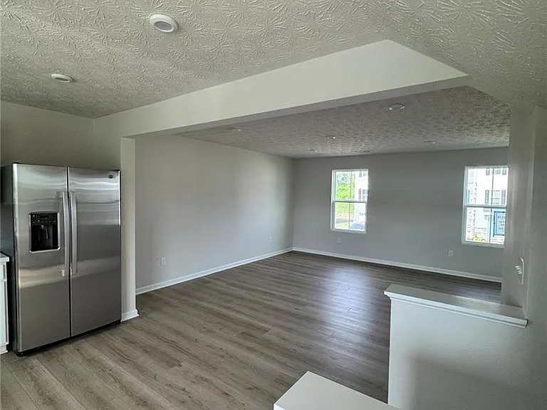 4034 Hemlock Ct — Photo 18