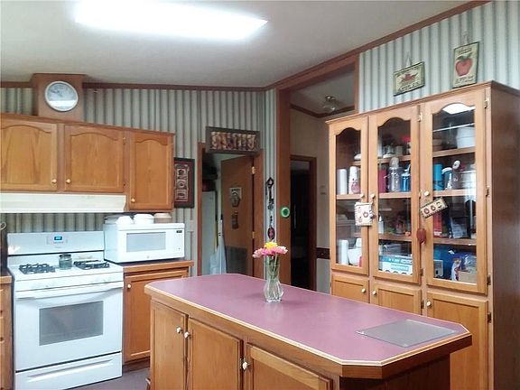 5th image of 347 Oaktree Dr