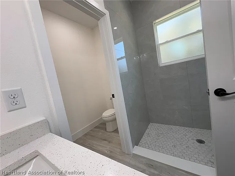6011 Candler Ter — Photo 13
