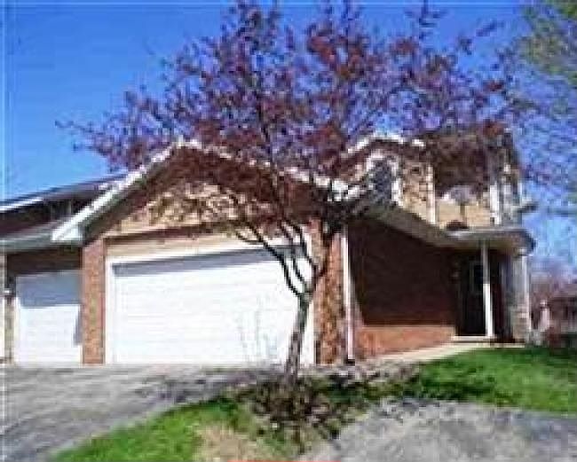 2nd image of 111 Creek Edge Ct