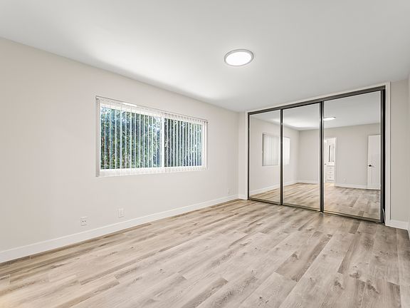 3rd image of 1212 N Fuller Ave APT 3
