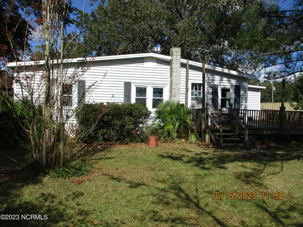 2534 White Oak River Road, Maysville, NC 28555
