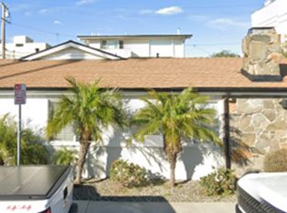 930 W Balboa Blvd, Newport Beach, CA 92661