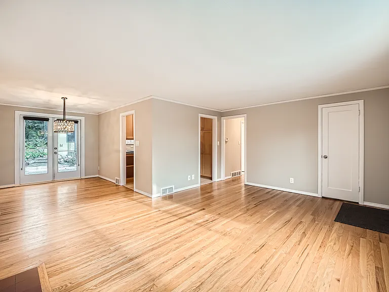 4548 NE Tulane Pl — Photo 5