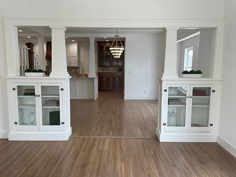 1402 N Main St — Photo 12