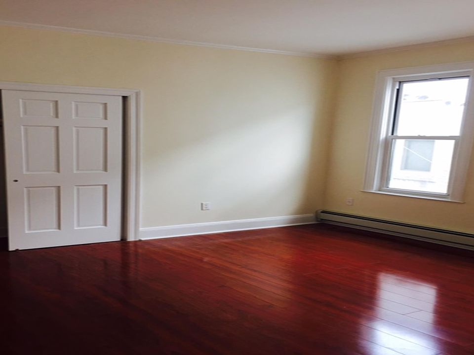 2nd image of 2068 68th St