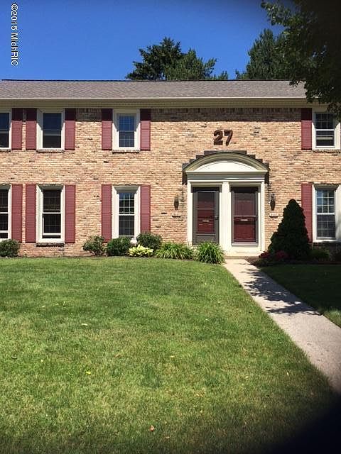 1st image of 2440 Cranden Dr SE