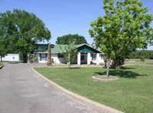 2504 E Seagoville Rd, Seagoville, TX 75159