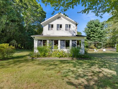 11 Sunset Avenue, Niantic, CT, 06357