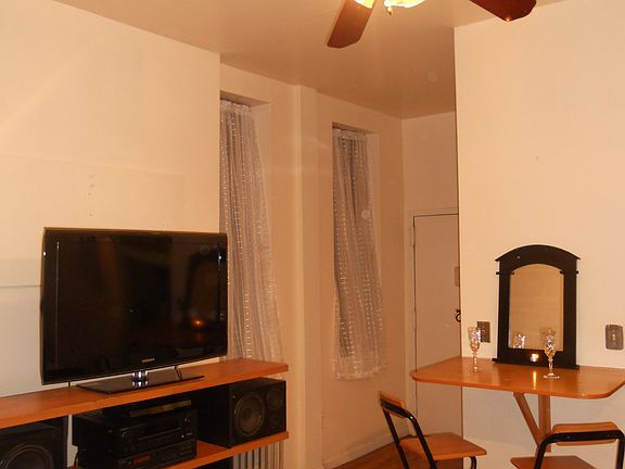 2nd image of 15 Saint Nicholas Ave APT 1A