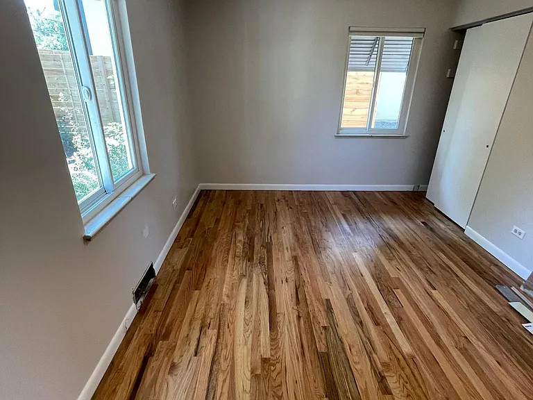2920 S Madison St — Photo 13
