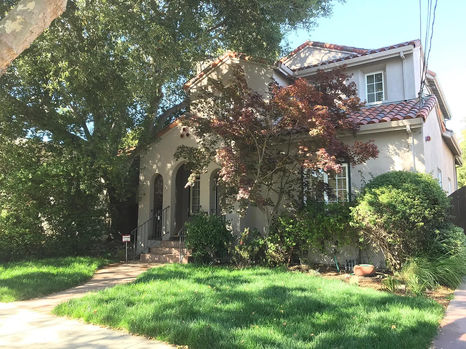 1243 Oak St photo 1
