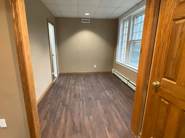1624 Genesee St #6 — Photo 9