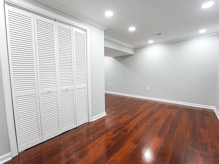 6807 Huntsman Blvd — Photo 5