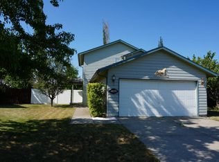 10571 N Camp Ct, Hayden Lake, ID 83835