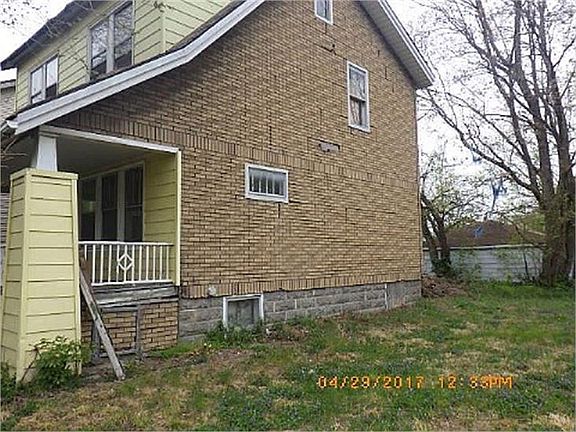 3rd image of 2266 Cortland St