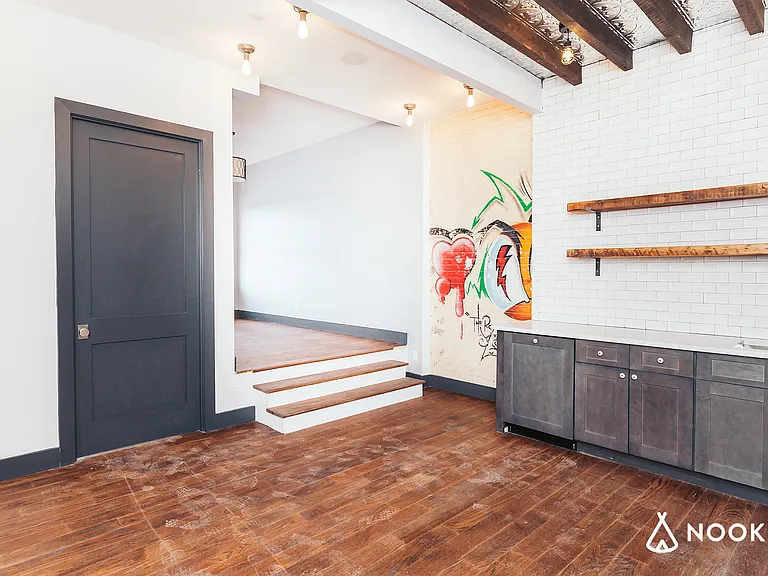 269 Meserole St #1F — Photo 3