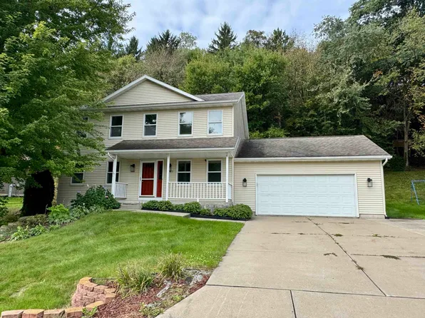 1129 Gils Way, Cross Plains, WI 53528