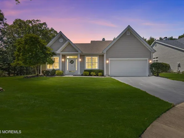 15 Misty Lake Court, Barnegat, NJ 08005