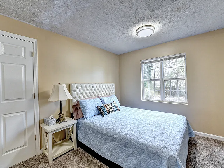 1170 Atlantic Dr NW — Photo 42