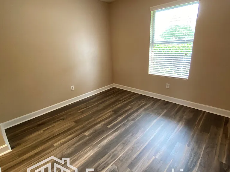 79 Cyrilla Ct — Photo 3