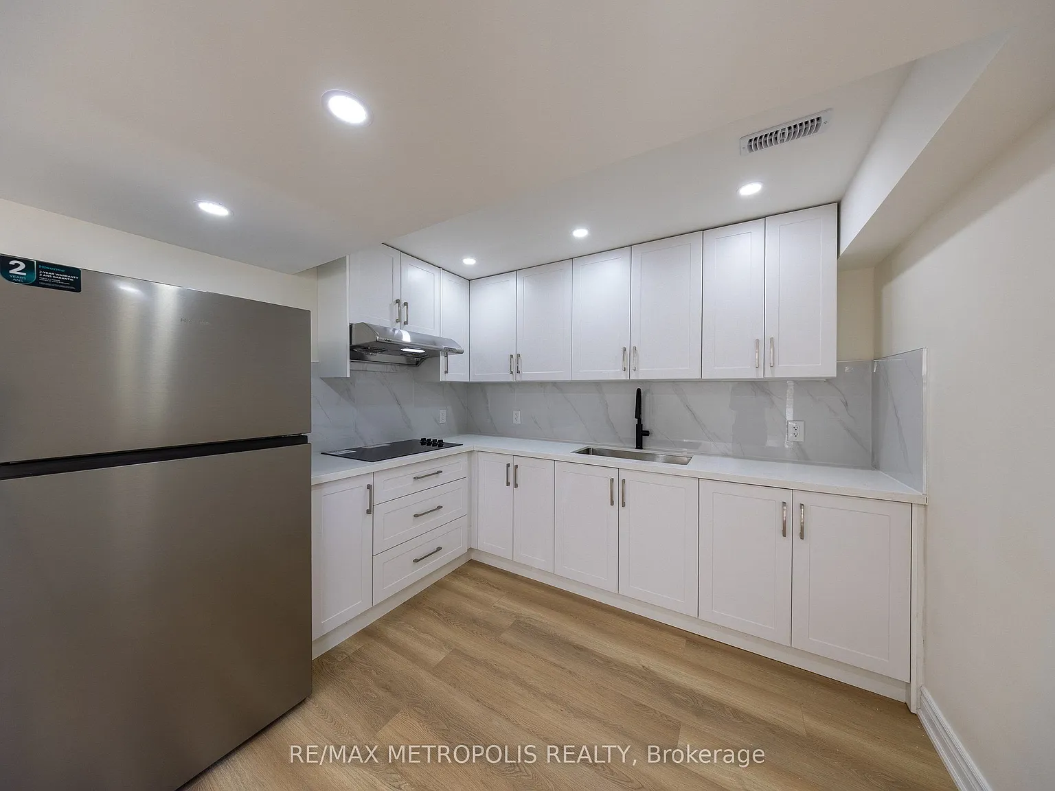 1 bed, $1,600 — Photo 4