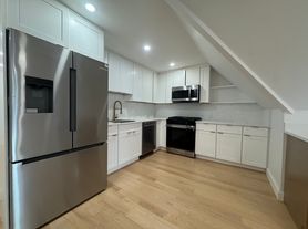 12 Sewall Ave, Winthrop, MA