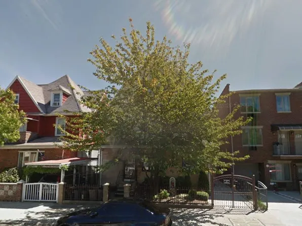 8749 17th Avenue image 1 of 1