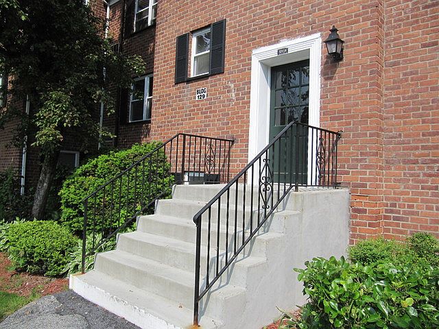 1st image of 129 S Highland Ave APT 4C1