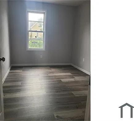 90 Pearsall Ave #4 — Photo 6
