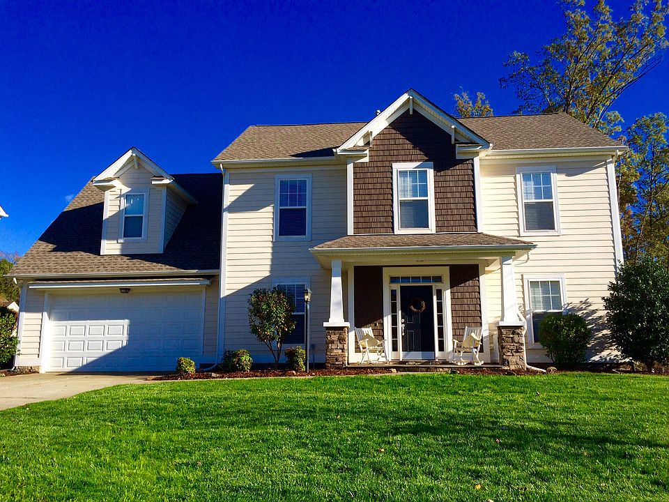 1st image of 746 Somerton Dr