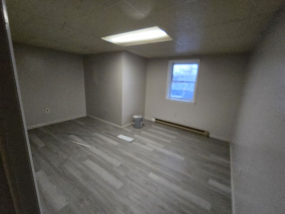 Building Photo 4
