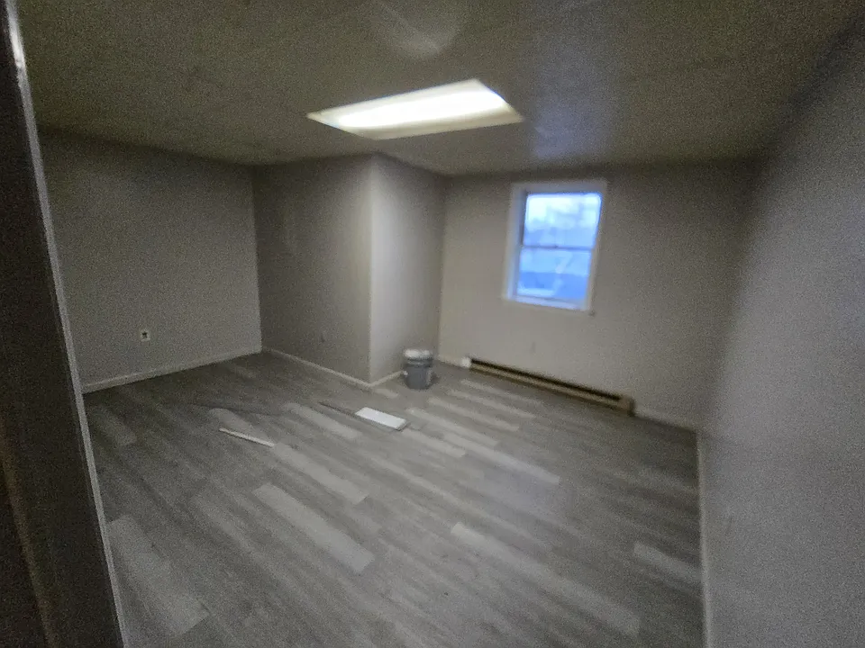 Building Photo 4