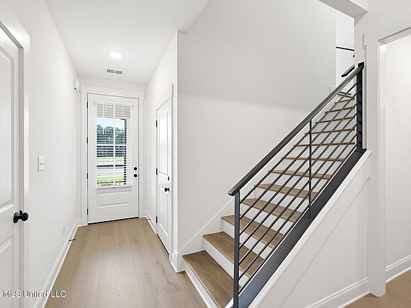 5th image of 5542 Shiloh Ln