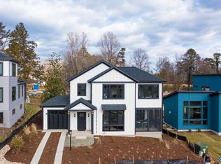 633 Lochlyn Hill Dr, Charlottesville, VA 22901
