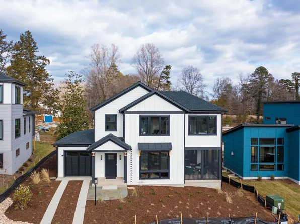 633 Lochlyn Hill Dr, Charlottesville, VA 22901